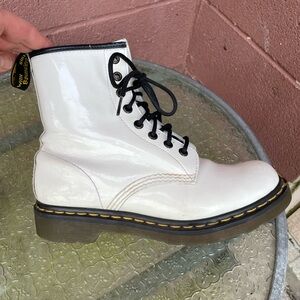 Dr Martens 1460 White Combat Boots Size 7 Woman’s